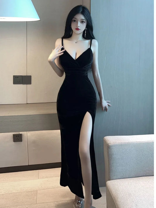 2023 Summer Women's Sexy Temperament V-neck Low cut Velvet sling ceremonial dress Side Split Slim Wrap buttocks Long Dress UR6Y